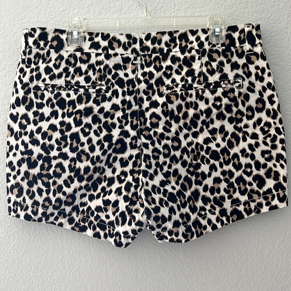 Women's shorts - Old Navy - Picture 2 of 5